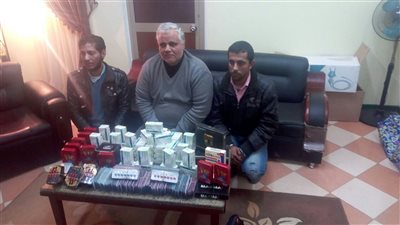 طبيب يتزعم أكبر عصابة للإتجار بالأقراص المخدرة والجنسية بطوخ 