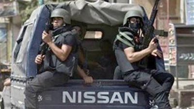ضبط عامل زراعي بحوزته 77 بطاقة تموينية بدمنهور