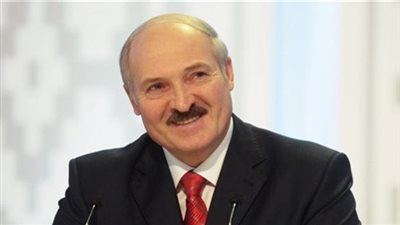 نجل رئيس بيلاروسيا يزور الأهرامات بالجيزة 