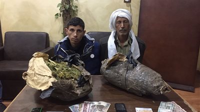 ضبط 6 كيلو بانجو بحوزة عامل ونجله في الإسماعيلية