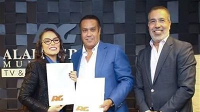شيريهان تجسد شخصية مصممة أزياء في مسرحيتها القادمة