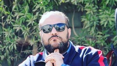 ريمون مقار يهنئ طارق لطفي على مسلسله الجديد