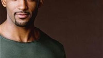 انتحارالممثل الأمريكي فريدريك جاي باطلاق رصاصة في رأسه 