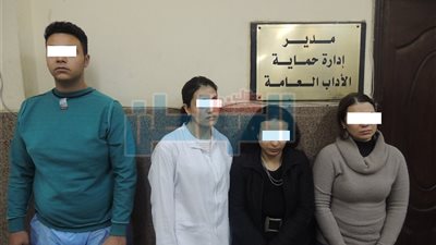 ضبط 3 مدربات مساج أثناء ممارسة الرذيلة مع طالب داخل نادي بالنزهة