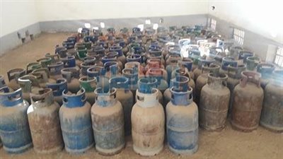 بالصور.. أهالي الخارجة يطالبون بإعادة تشغيل مستودع بوتاجاز الضمراني لسد العجز