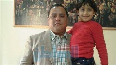 ننفرد بنشر صور طفل 