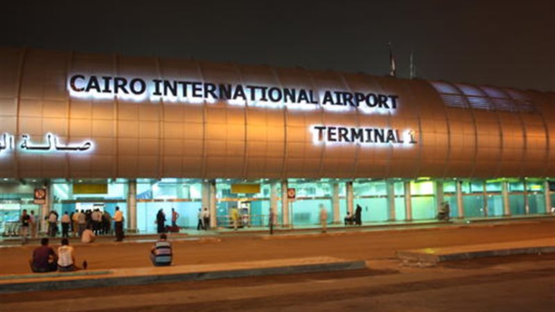 مطار القاهرة 