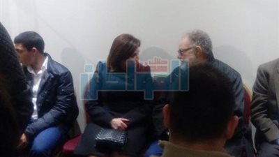 بالصور.. نجوم الفن في عزاء والدة 
