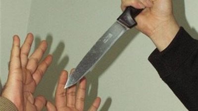أم تقتل طفلها بالإستعانة بشقيقها وصديقها بسبب اختفاء قطعة كيك من الثلاجة