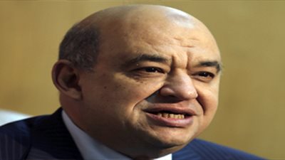 وزير السياحة يدعم قرار الدول برفع حظر سفر مواطنيها إلى مصر