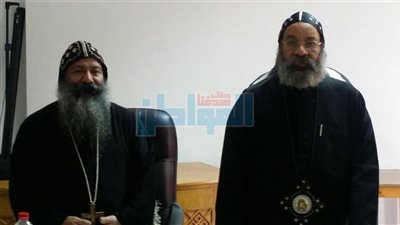 الأنبا رافائيل يناقش 