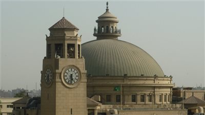 بالصورة.. جامعة القاهرة تبدأ في سداد المصروفات الدراسية إلكترونيا