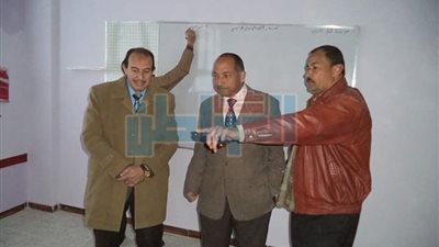 بالصور.. بدء العمل بمدرسة 