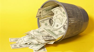 8 أخطاء تهدر أموالك عليك تجنبها 