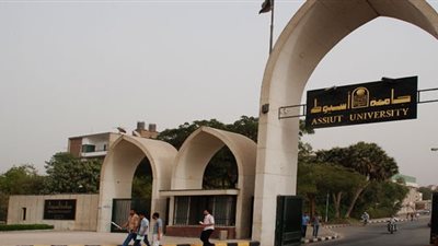 اليوم.. بدء فعاليات المؤتمر الدولي الثامن لقسم الأورام والطب النووي بأسيوط