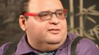 وفاة الفنان أحمد راسم وصلاة الجنازة بمسجد 