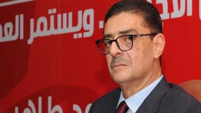 محمود طاهر يرأس اجتماع الأهلي لبحث حقوق بث مباراة 
