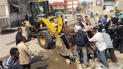 بالصور.. حملة مكبرة لتشميع مغاسل السيارات غير المرخصة بالزهور