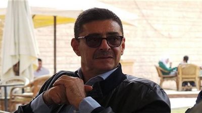 محمود طاهر يهنئ الأهلي بتخطي بيدفيست