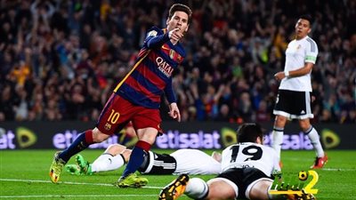 شاهد.. تعادل مثير ينهي أحداث الشوط الأول بين برشلونة وفالنسيا