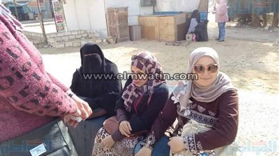  وقفة لمعلمي مدرسة عيون موسى بالسويس 