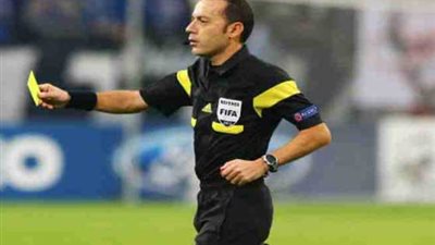ويفا يختار التركي جاقر حكماً لمباراة العودة بين البارسا واليوفي 