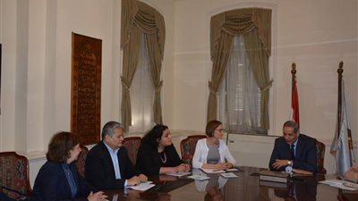 الهلالي يبحث سبل التعاون مع الوكالة الأمريكية للتنمية الدولية