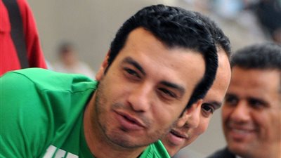 إيهاب توفيق عن زوجته: 