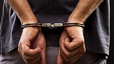 عاطل بالإسكندرية يسهل دعارة الفتيات خارج البلاد