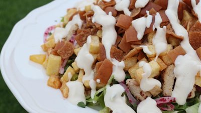 طريقة عمل سلطة شاورما الدجاج 