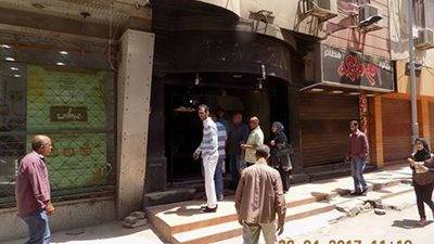 بالصور.. رفع الإشغالات وغلق مخبز مخالف في حملة بحي الزيتون