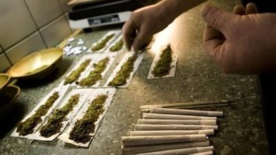 ضبط مسجل خطر لحيازته مواد مخدرة بشبرا الخيمة