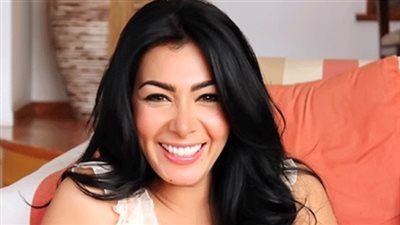 بالصورة.. ميريهان حسين بصحبة ليلى عز العرب في الإمارات