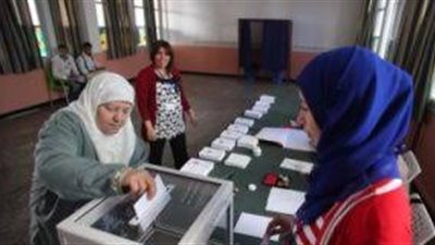 إقبال ضعيف على الانتخابات البرلمانية بالجزائر