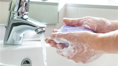 5 مشاكل صحية لغسل اليدين بطريقة خاطئة