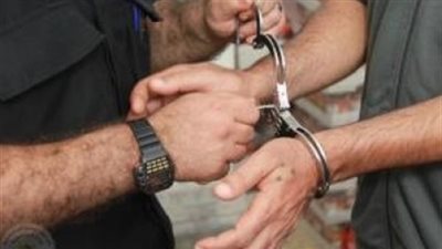ضبط عاطل لسرقة السيارات في شبرا الخيمة