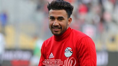 تريزيجيه يتوجه إلى السعودية لأداء فريضة العمرة 