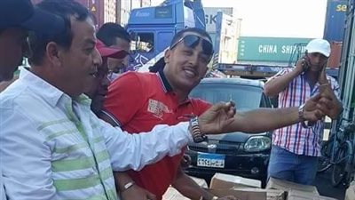 بالصور.. ضبط 148 كرتونة ألعاب نارية داخل حاوية بميناء بورسعيد