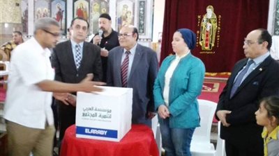 المخابرات العامة توزع 