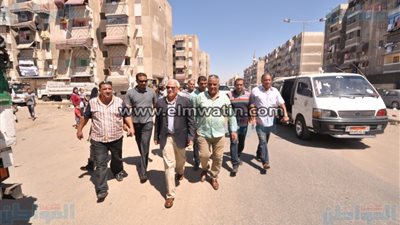 بالفيديو.. محافظ بورسعيد يتفقد مناطق حي الضواحي