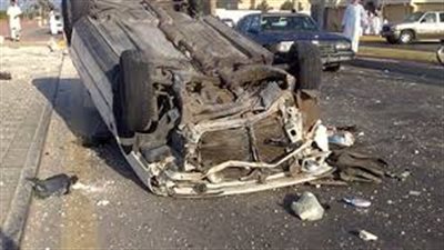 مصرع شخصان وإصابة 7 في انقلاب سيارة بأكتوبر