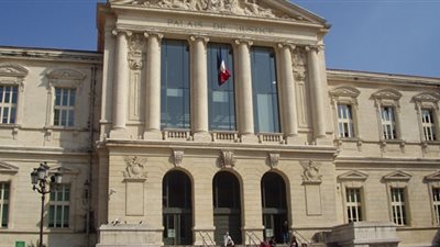 اتهام وزير الدفاع الفرنسي الأسبق في قضية 