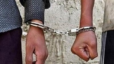 ضبط عاملين بحوزتهما 5 بنادق خرطوش بملوي في المنيا