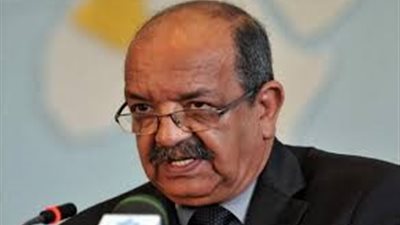 وزير الخارجية الجزائري يبدأ اليوم زيارة للإمارات