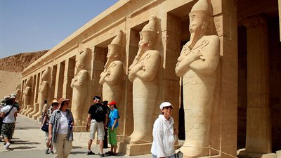 الاثنين المقبل.. توقيع اتفاقيات لتنشيط السياحة بين شركات مصرية وصينية