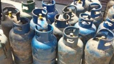 ضبط صاحب مستودع بوتاجاز قبل بيع 180 إسطوانة في السوق السوداء بسوهاج