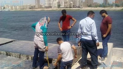 بالصور.. محافظ سوهاج يتابع إزالة معوقات مشروع الكورنيش الغربي