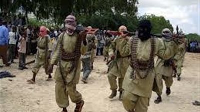 مقتل 4 أشخاص في كينيا على يد حركة الشباب الصومالية 