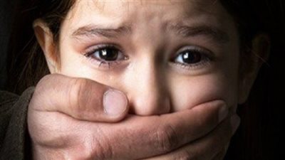  أب يتناوب على جماع بناته لمدة عامين بالقليوبية