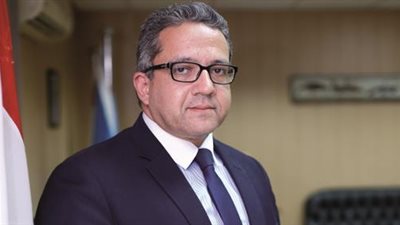بالفيديو.. وزير الآثار: أكثر من 60 كاميرا تنقل كشف الأقصر لـ العالم